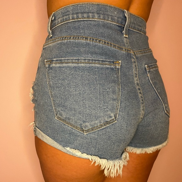 Denim distressed cuffed shorts - Picture 6 of 9